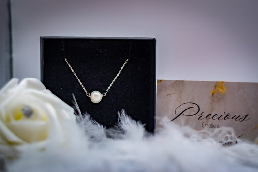 Sterling Silver Necklace with White/Cream Cultured Fresh Water Pearl